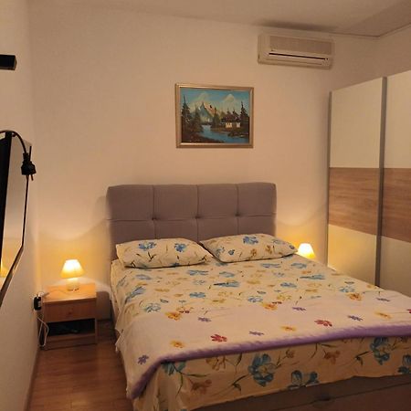 Studio Apartments Marica Brodarica  Exterior photo